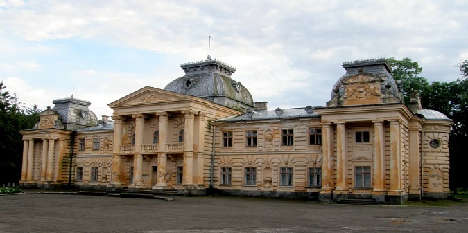 Баденський палац: маленький Відень українського Поділля