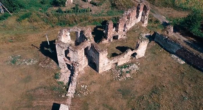 Підзамочківський замок: Пиво на живій воді та скарби магнатів Потоцьких